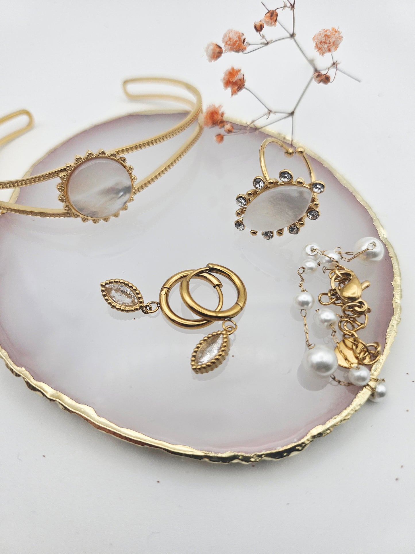 đ Bague SĂ©lĂ©nĂ© NacrĂ©e đ€