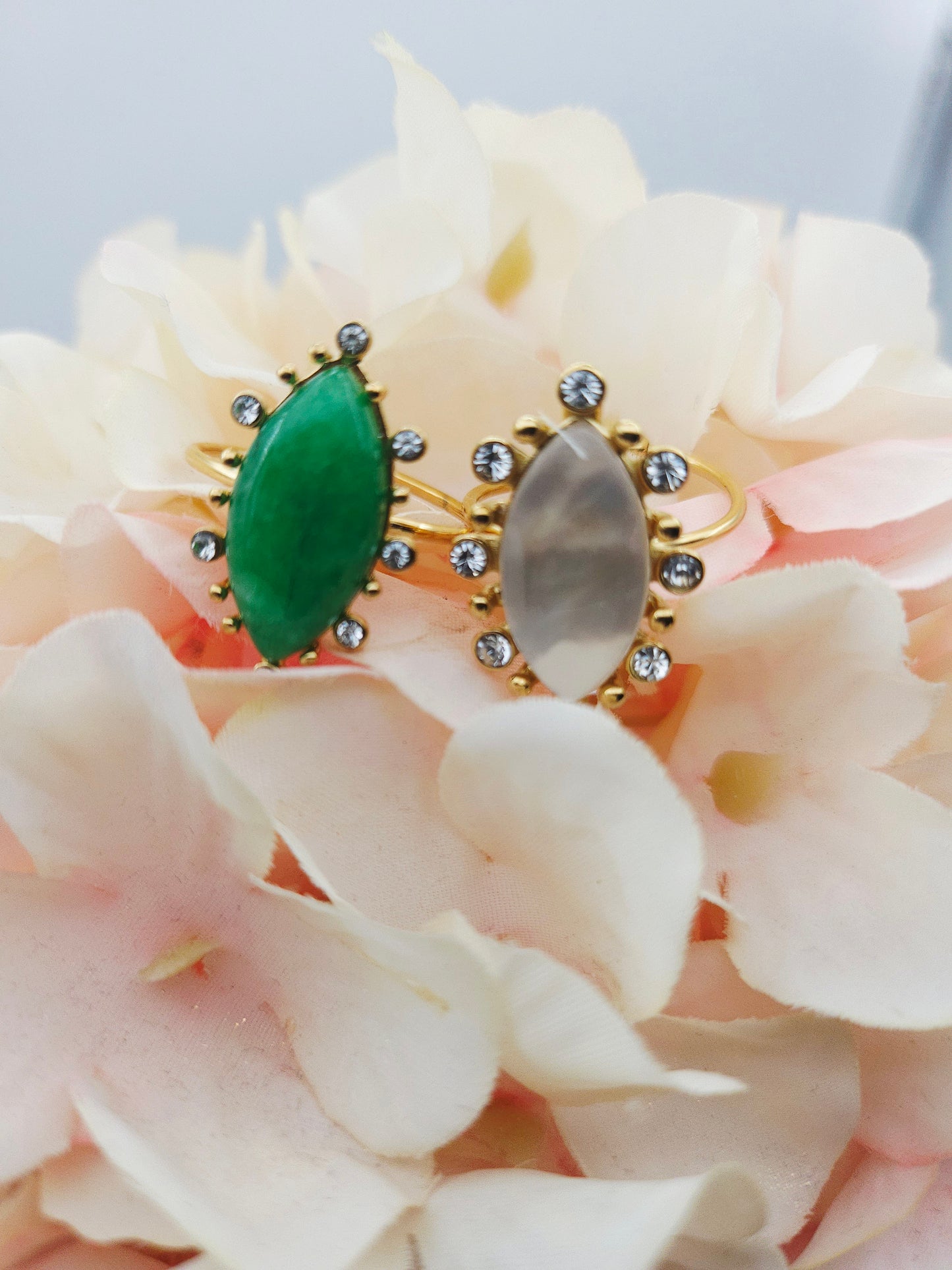 đ Bague SĂ©lĂ©nĂ© NacrĂ©e đ€